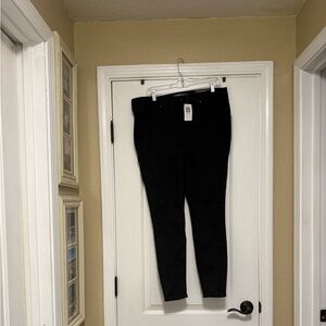 Torrid Size 14 Sky High Skinny Pants. New with tags,
